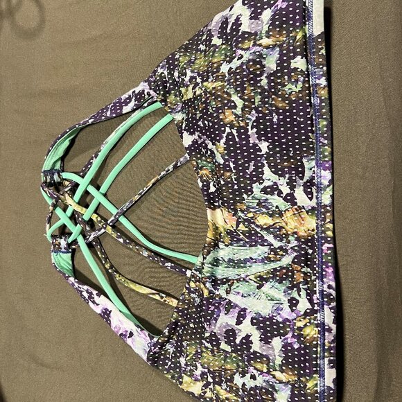 Lululemon Free to be Wild Bra - Picture 1 of 2